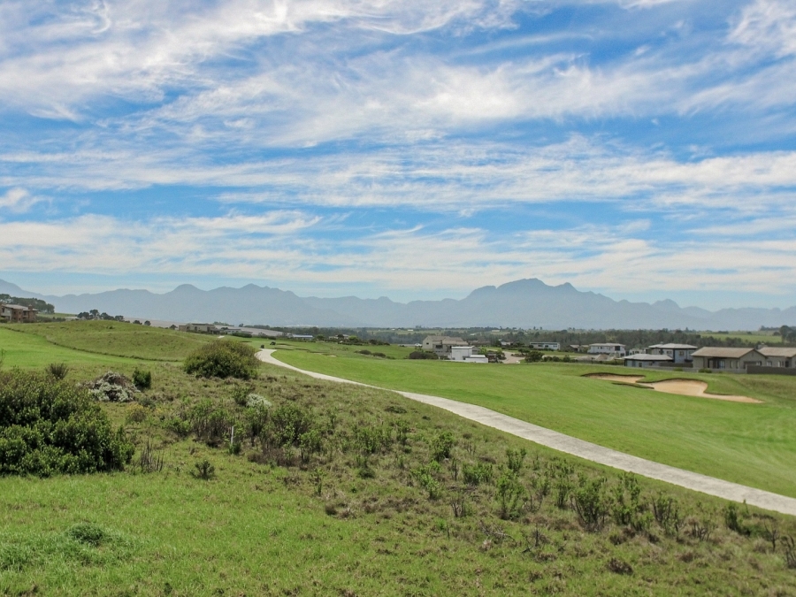 5 Bedroom Property for Sale in Oubaai Western Cape